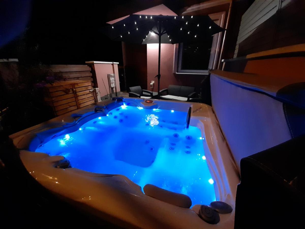 Dream Lux Apartman Hajdúszoboszló Buitenkant foto
